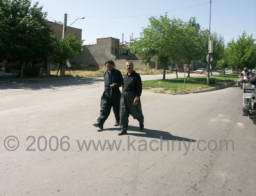 PICT7930 kurdistanske kalhoty nasravacky.jpg